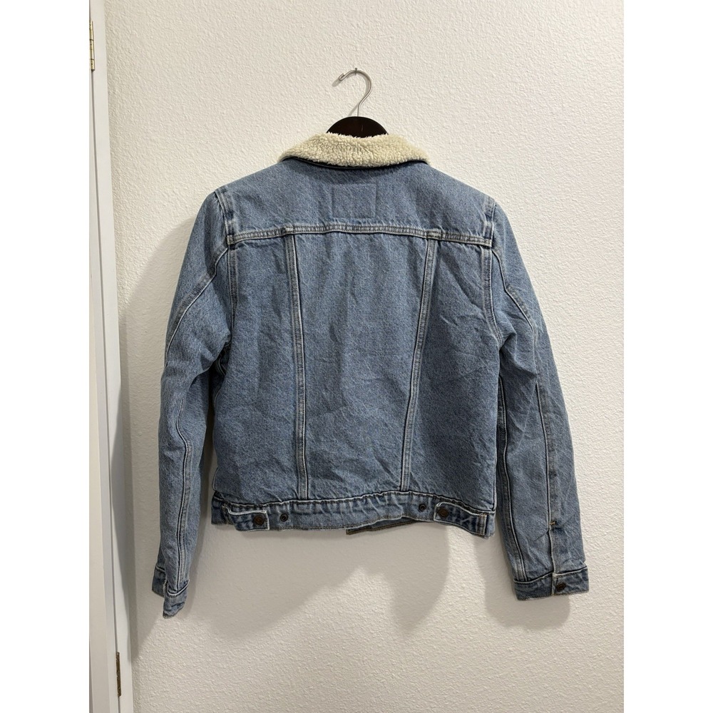 Levi's Denim Sherpa Trucker Jacket - Picture 7 of 7